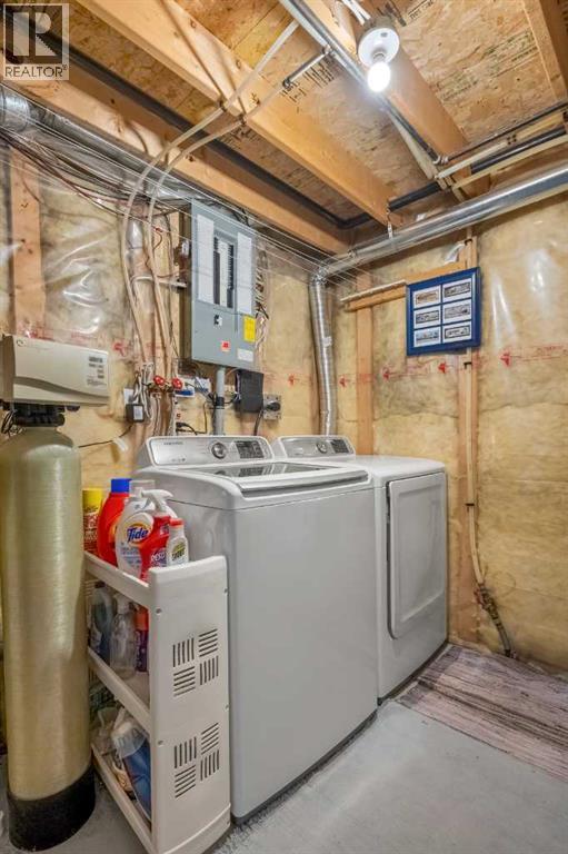 Single Family House 3 Level for Sale in  Somervale Park SW Somerset Calgary 