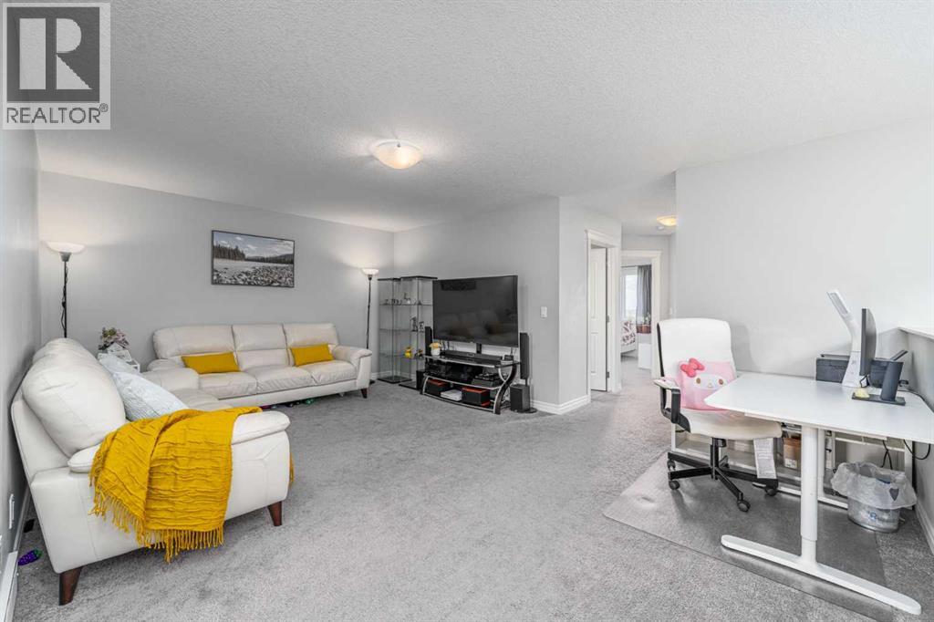 Single Family House for Sale in  Nolanhurst Common NW Nolan Hill Calgary 