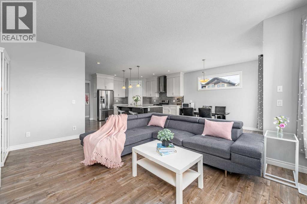 Single Family House for Sale in  Nolanhurst Common NW Nolan Hill Calgary 