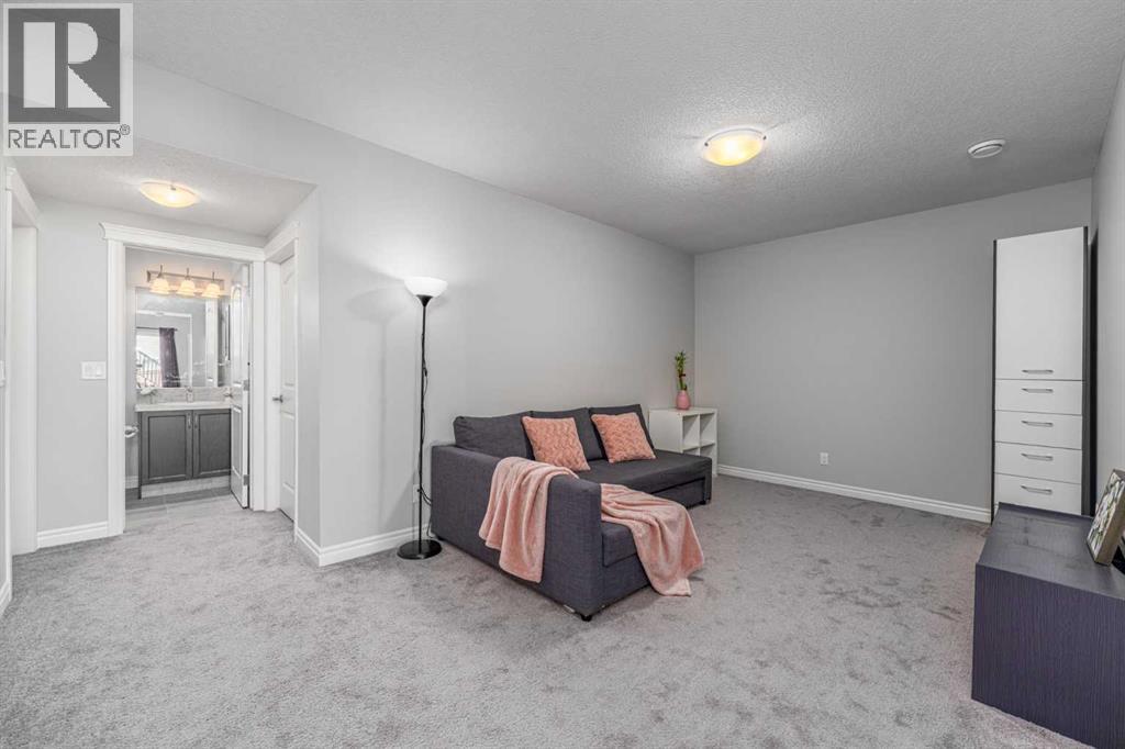 Single Family House for Sale in  Nolanhurst Common NW Nolan Hill Calgary 