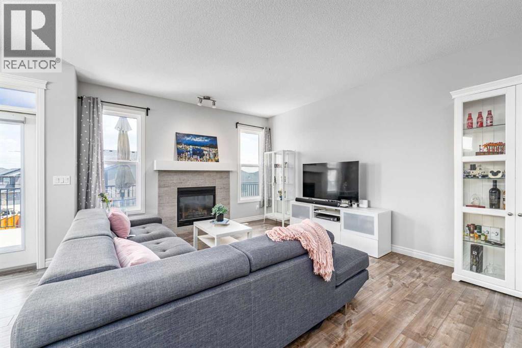 Single Family House for Sale in  Nolanhurst Common NW Nolan Hill Calgary 