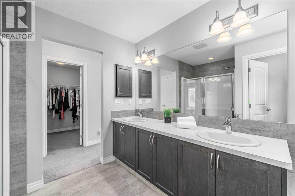 Single Family House for Sale in  Nolanhurst Common NW Nolan Hill Calgary 