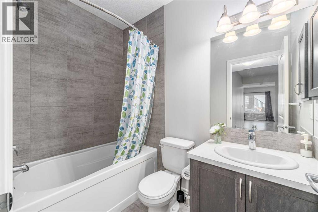 Single Family House for Sale in  Nolanhurst Common NW Nolan Hill Calgary 