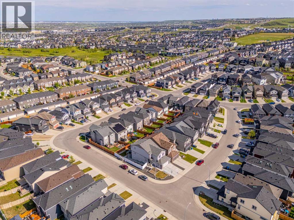 Single Family House for Sale in  Nolanhurst Common NW Nolan Hill Calgary 