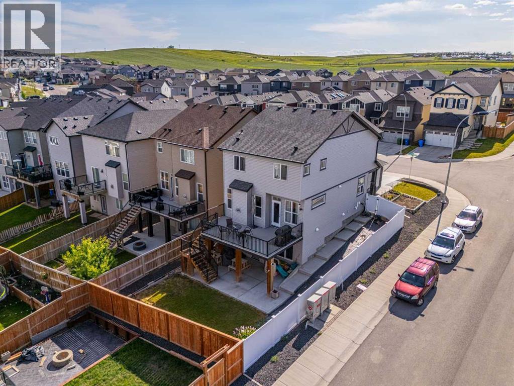 Single Family House for Sale in  Nolanhurst Common NW Nolan Hill Calgary 