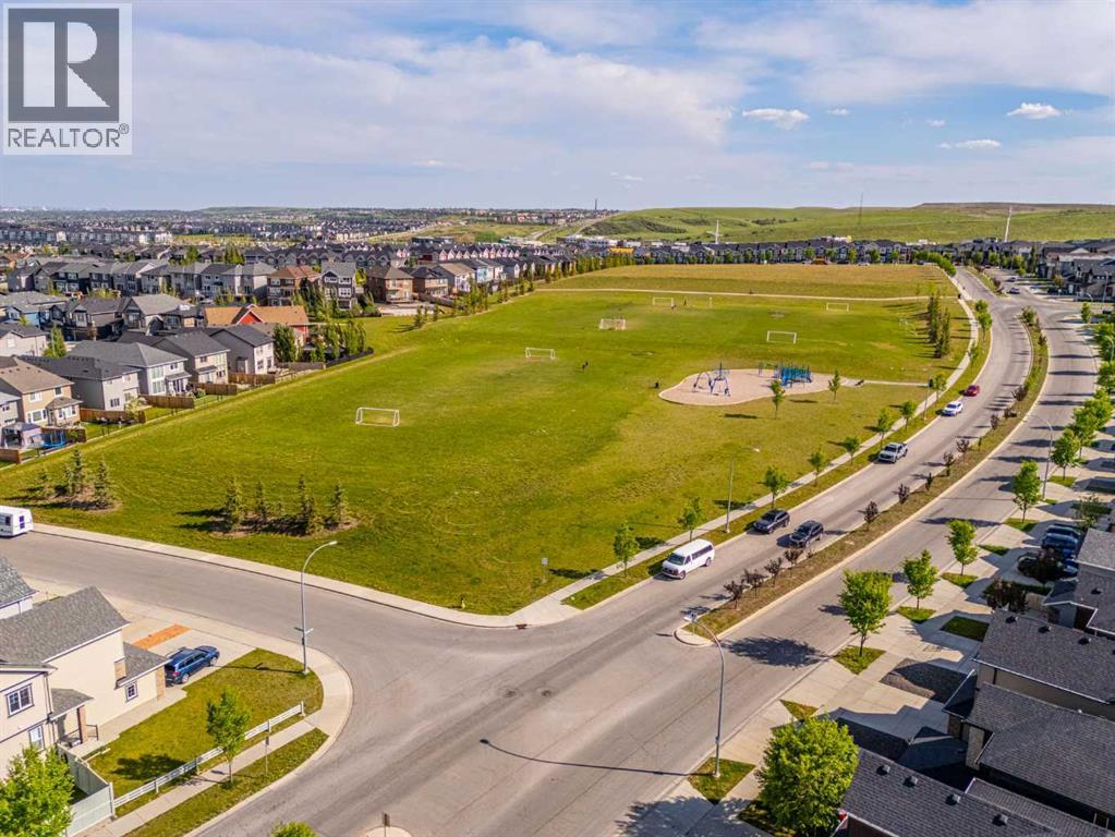 Single Family House for Sale in  Nolanhurst Common NW Nolan Hill Calgary 