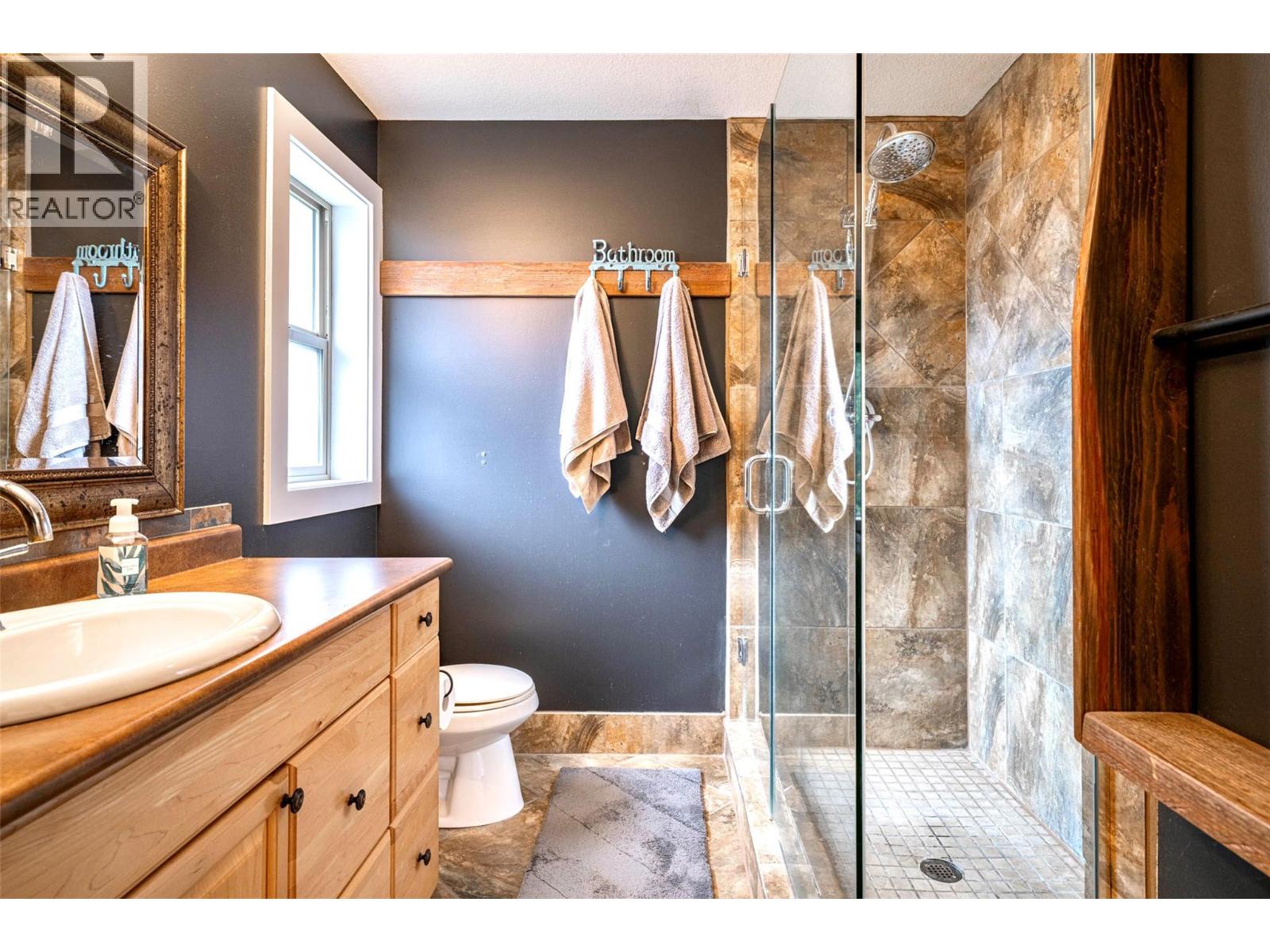 1701 MOUNTAIN VIEW AVENUE - 24