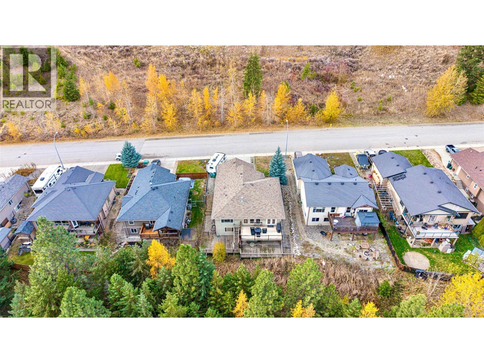 1701 MOUNTAIN VIEW AVENUE - 70