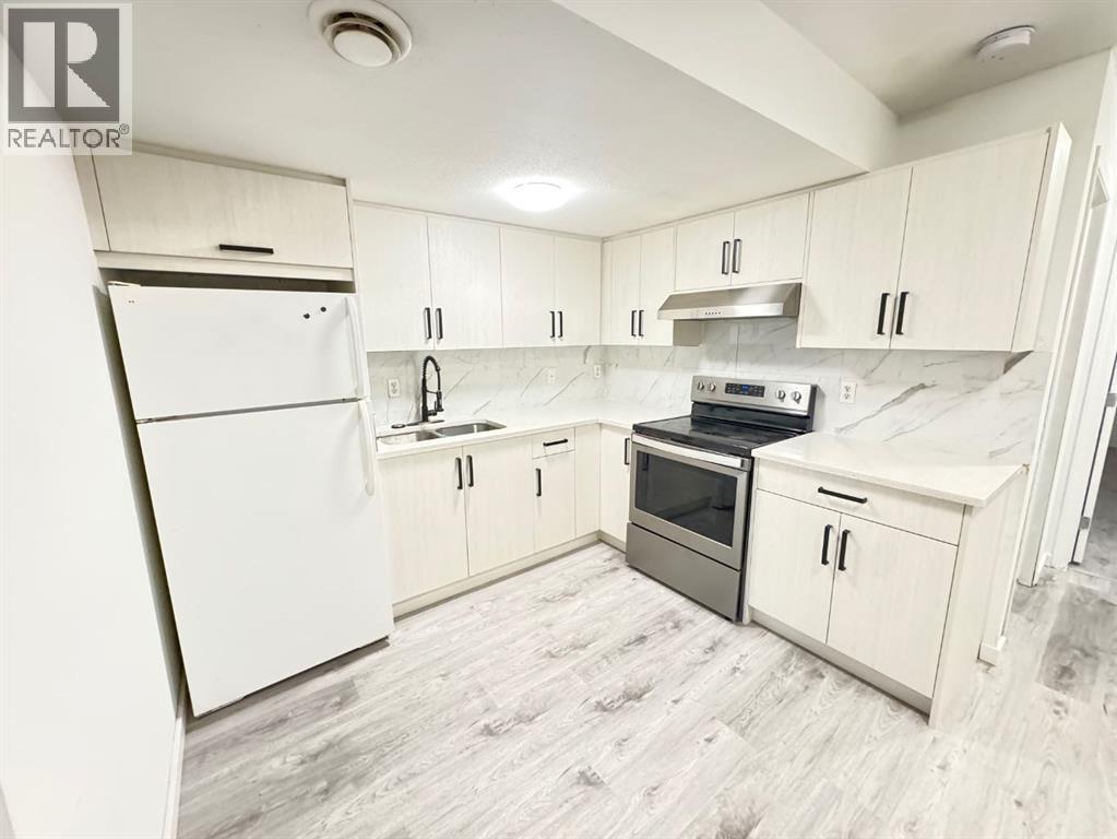 Single Family House Bi-level for Sale in  Tarawood Road NE Taradale Calgary 