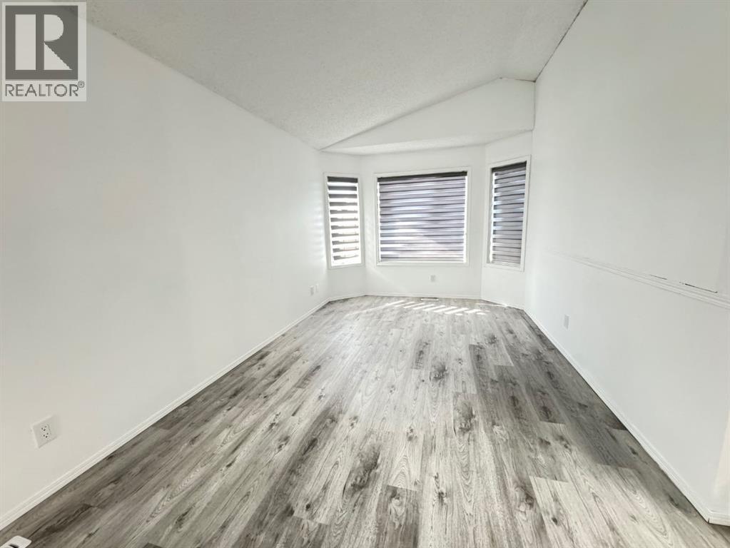 Single Family House Bi-level for Sale in  Tarawood Road NE Taradale Calgary 