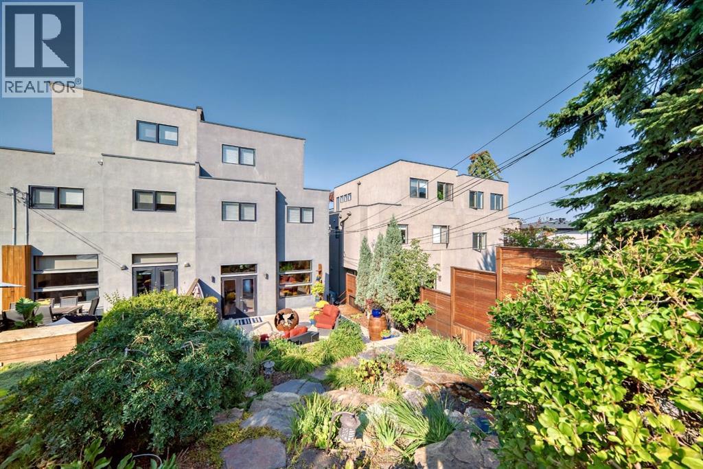 Single Family House for Sale in   Avenue SW South Calgary Calgary 