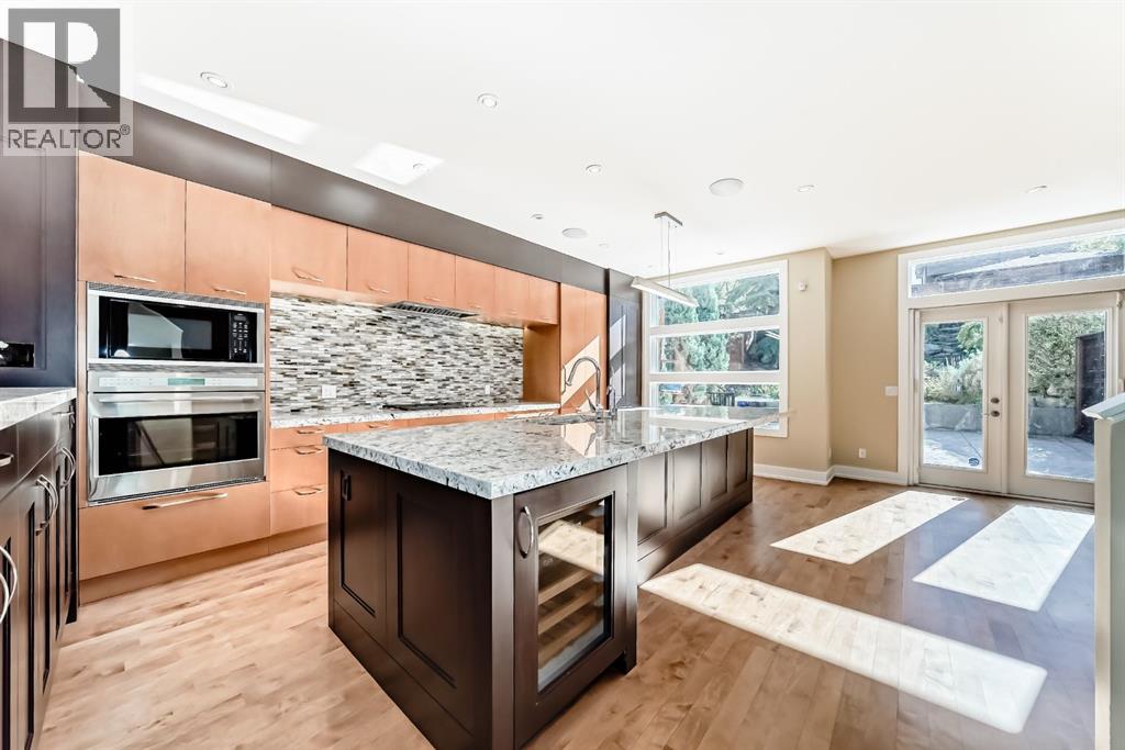 Single Family House for Sale in   Avenue SW South Calgary Calgary 