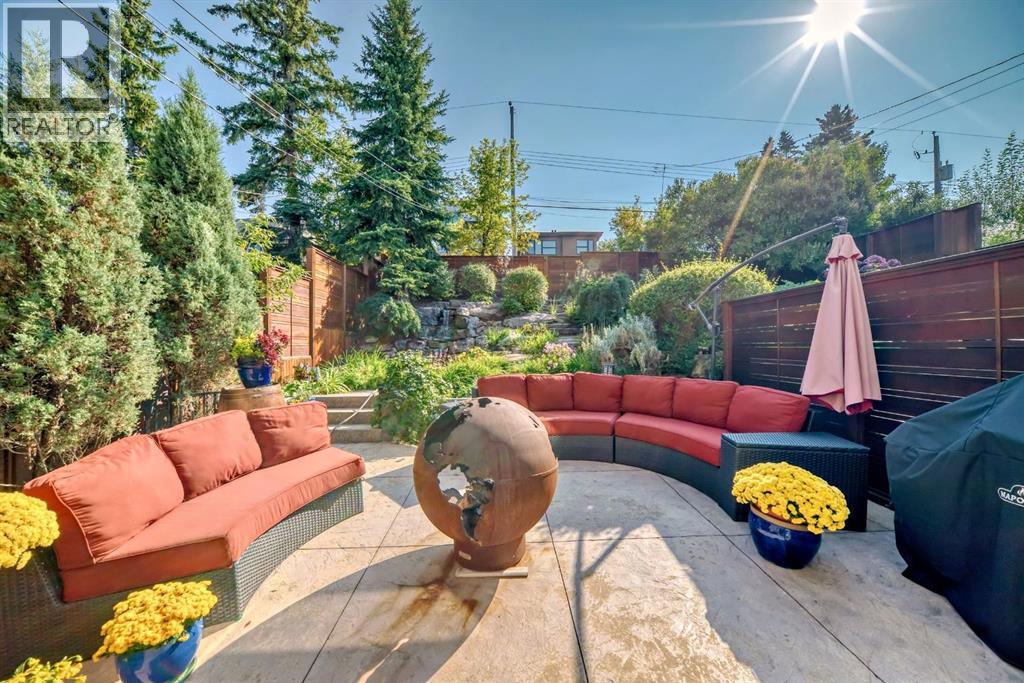 Single Family House for Sale in   Avenue SW South Calgary Calgary 