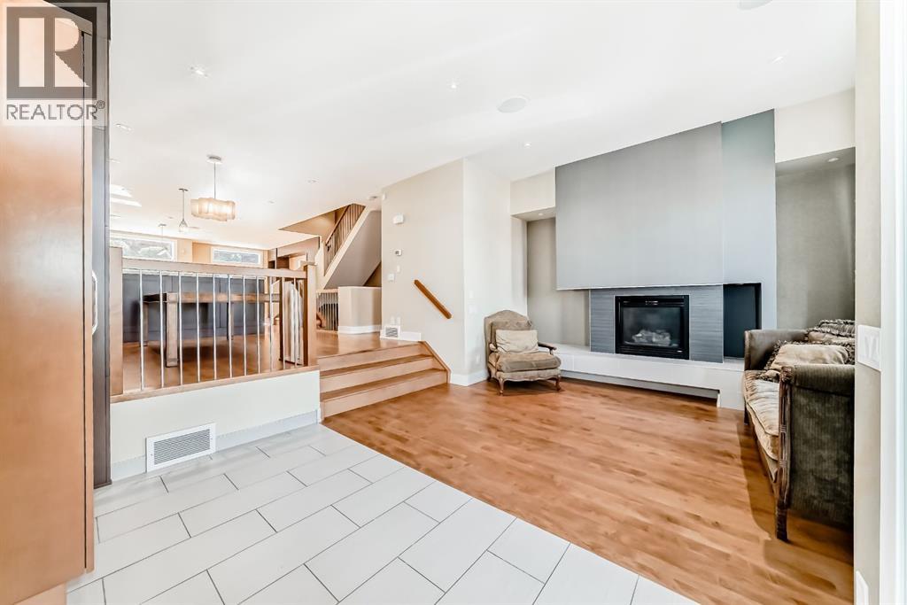 Single Family House for Sale in   Avenue SW South Calgary Calgary 