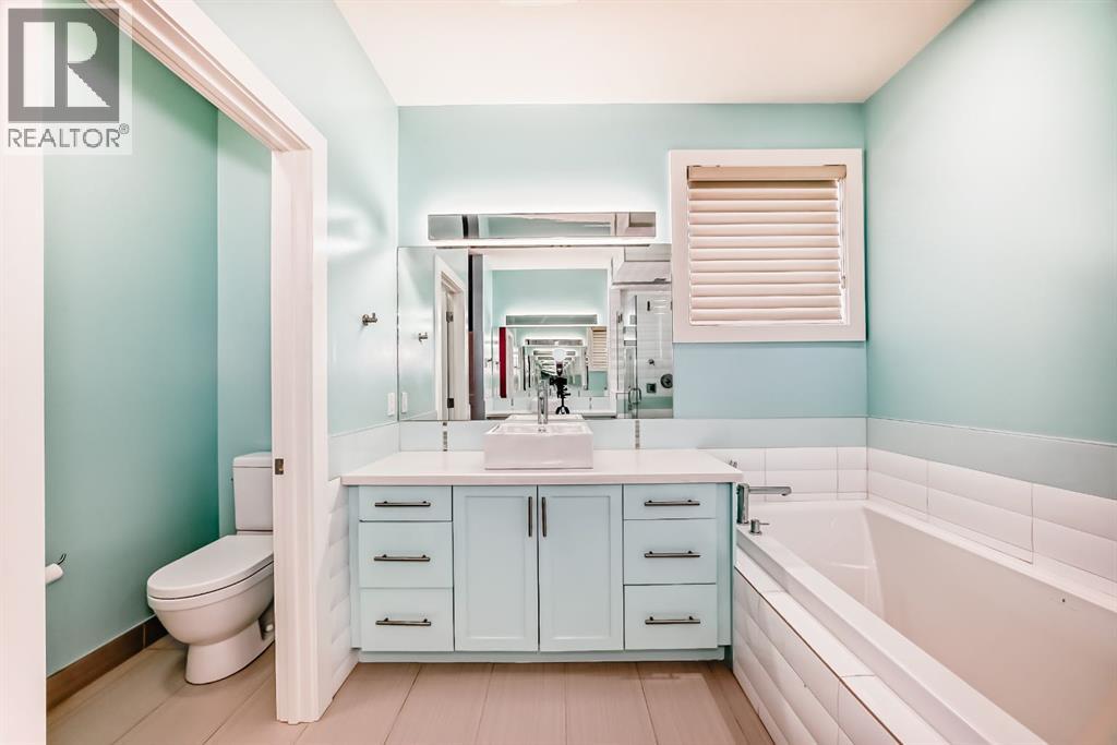 Single Family House for Sale in   Avenue SW South Calgary Calgary 