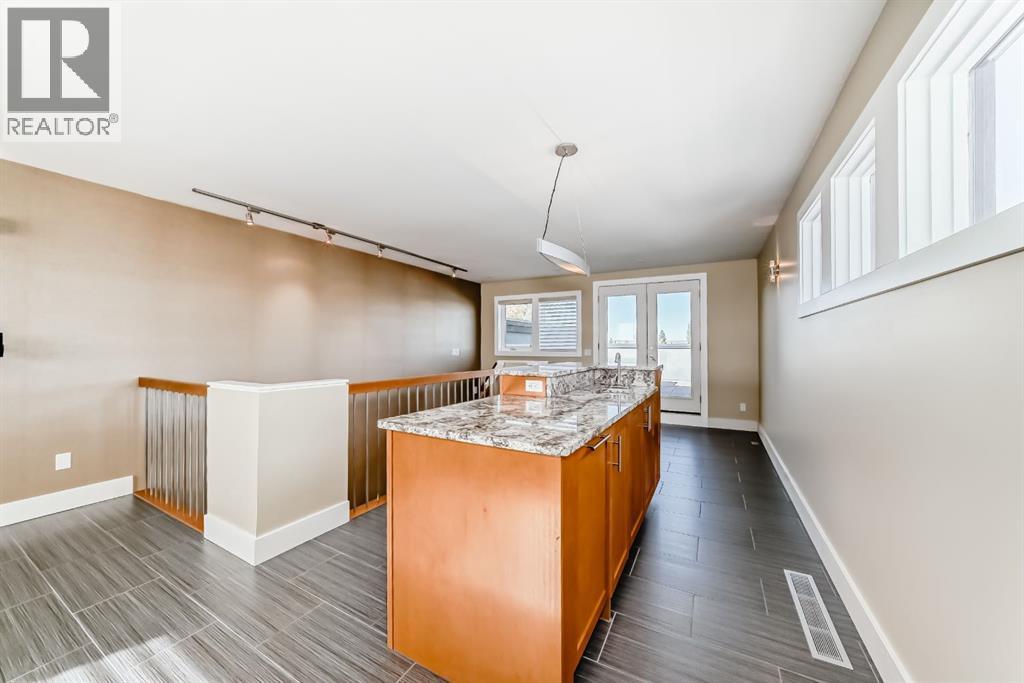 Single Family House for Sale in   Avenue SW South Calgary Calgary 