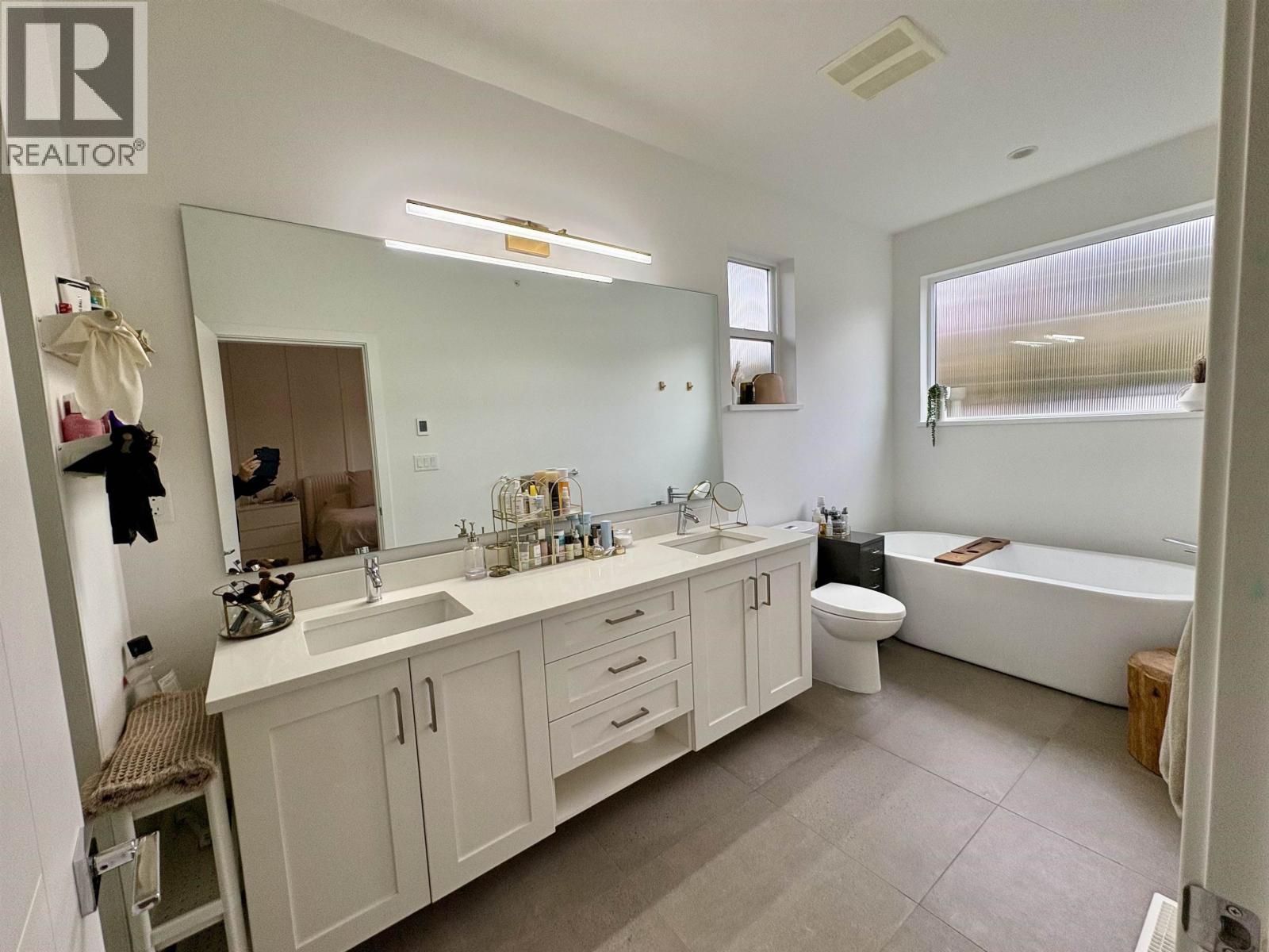 39212 CARDINAL DRIVE, Squamish