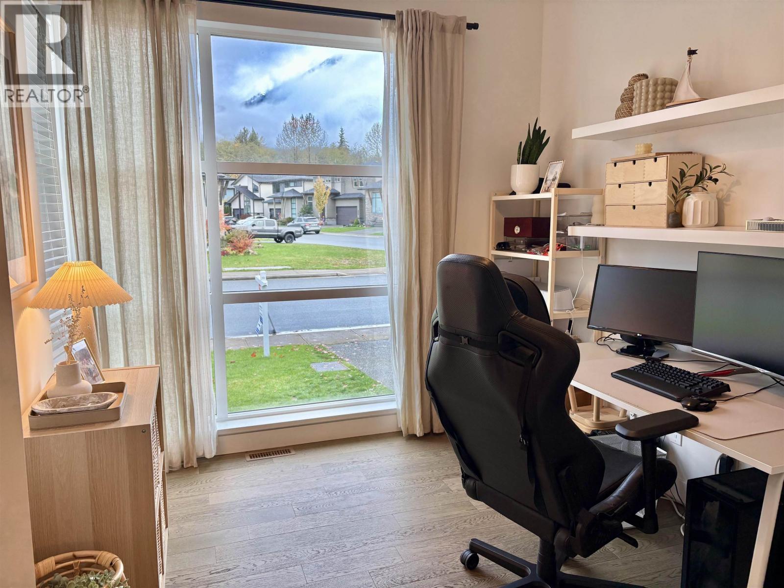 39212 CARDINAL DRIVE, Squamish