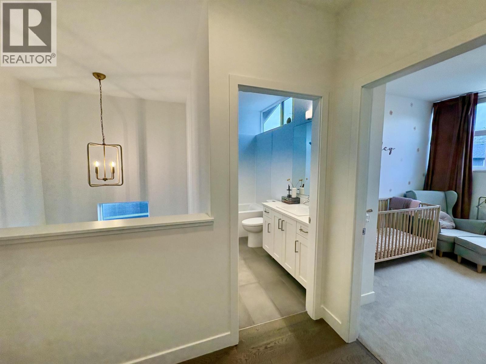 39212 CARDINAL DRIVE, Squamish