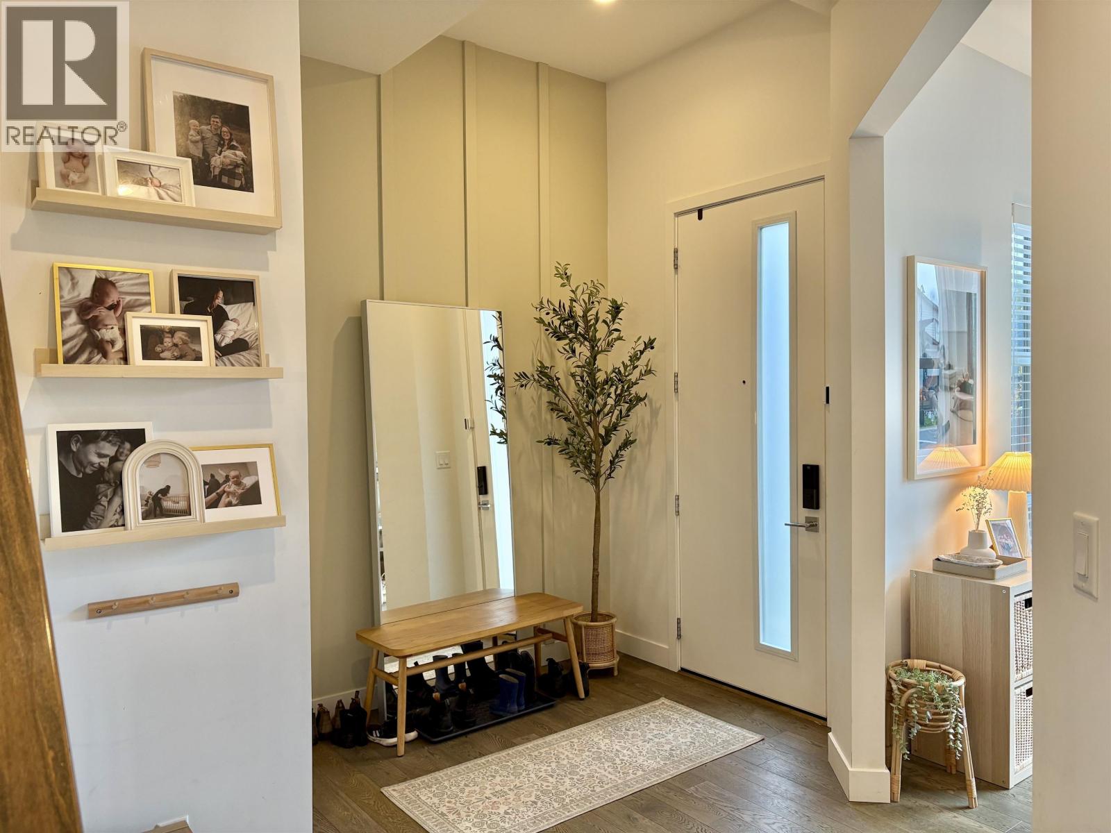 39212 CARDINAL DRIVE, Squamish