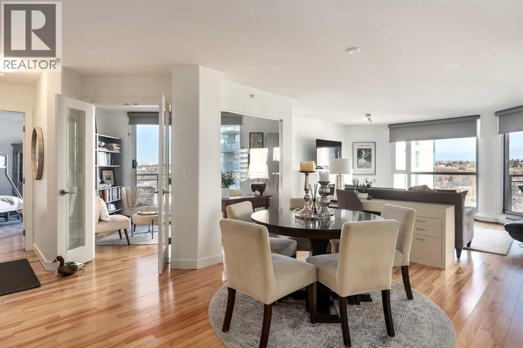 Single Family House for Sale in    Avenue SW Eau Claire Calgary 