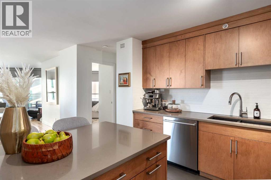 Single Family House for Sale in    Avenue SW Eau Claire Calgary 