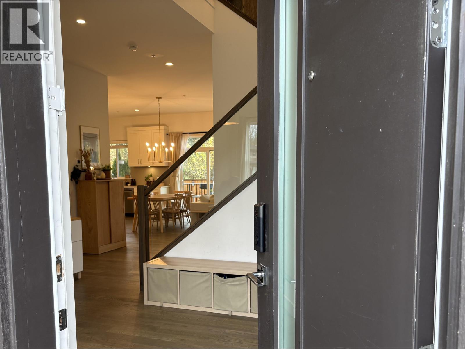 39212 CARDINAL DRIVE, Squamish