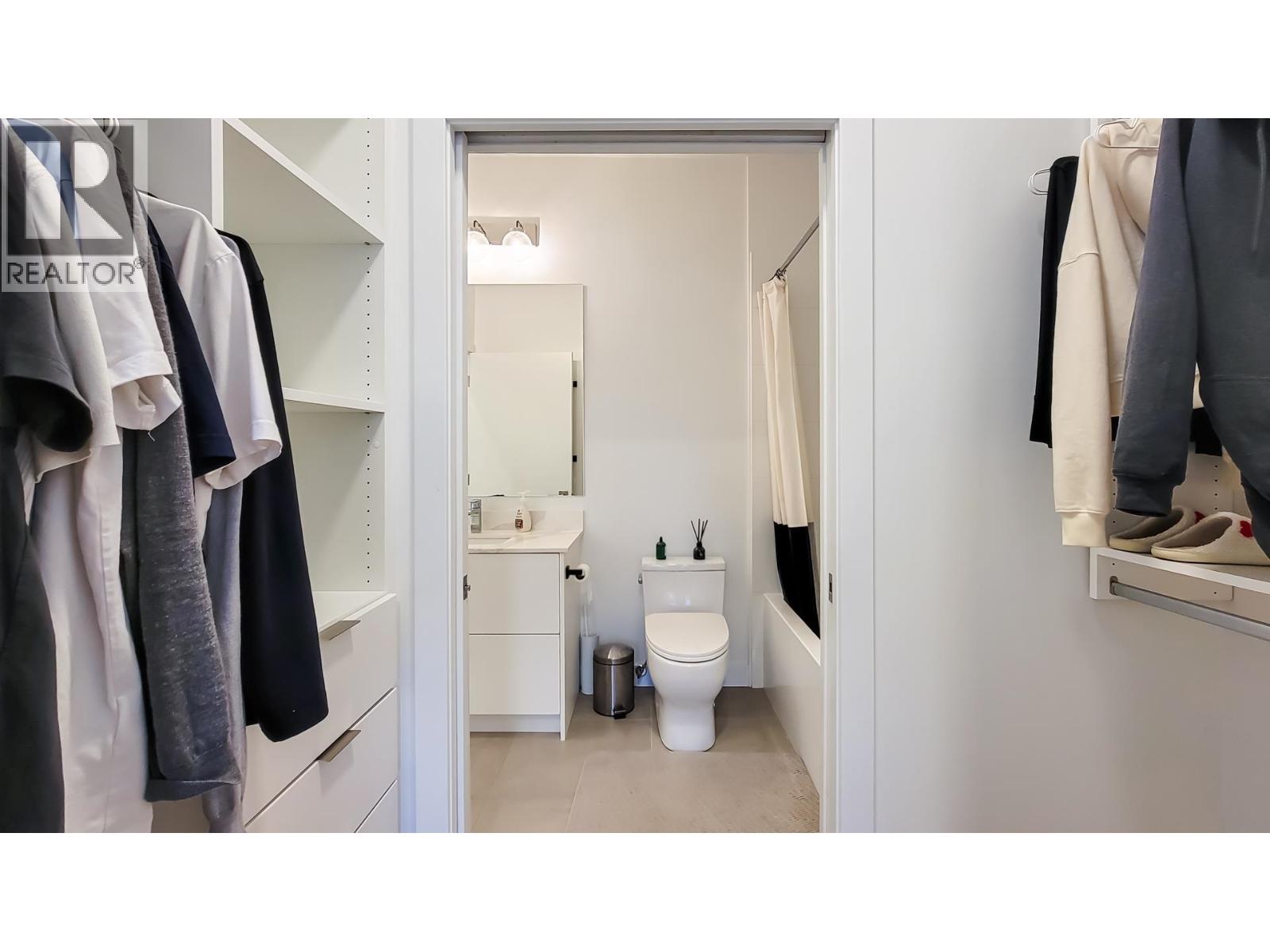 603 2331 KELLY AVENUE, Port Coquitlam