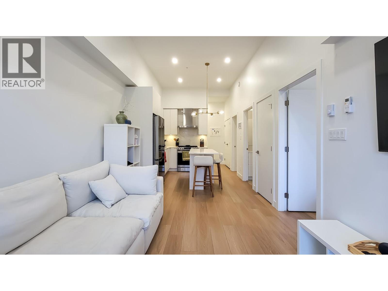 603 2331 KELLY AVENUE, Port Coquitlam