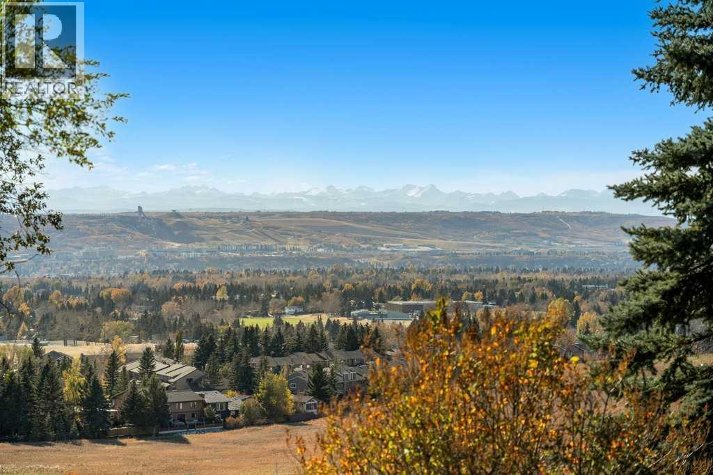 Single Family House for Sale in  Edenwold Drive NW Edgemont Calgary 