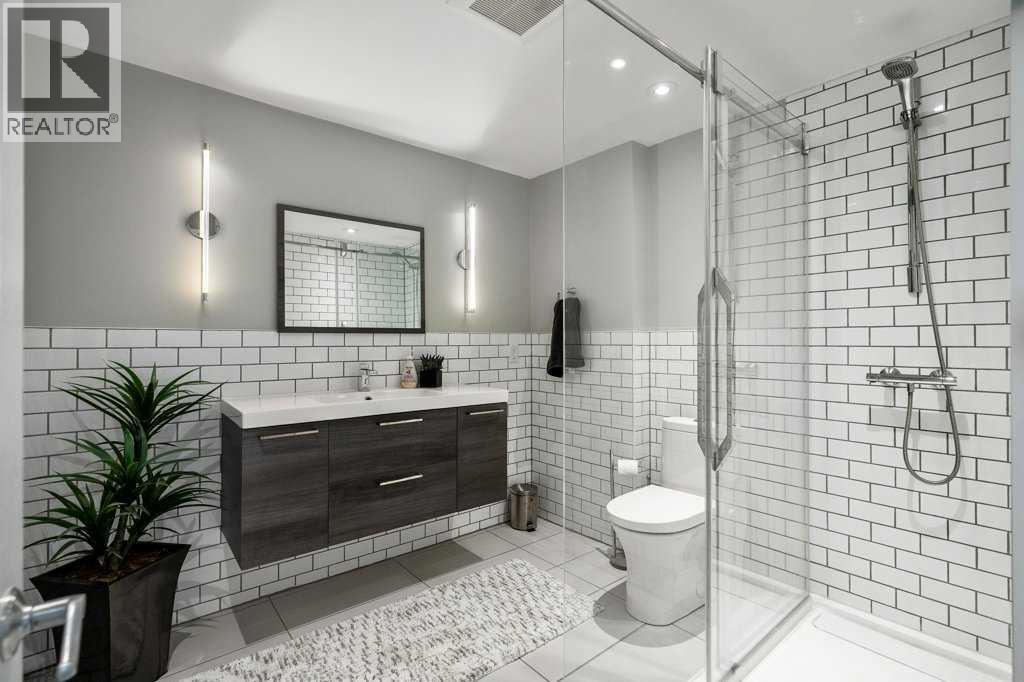 Single Family House for Sale in  Edenwold Drive NW Edgemont Calgary 