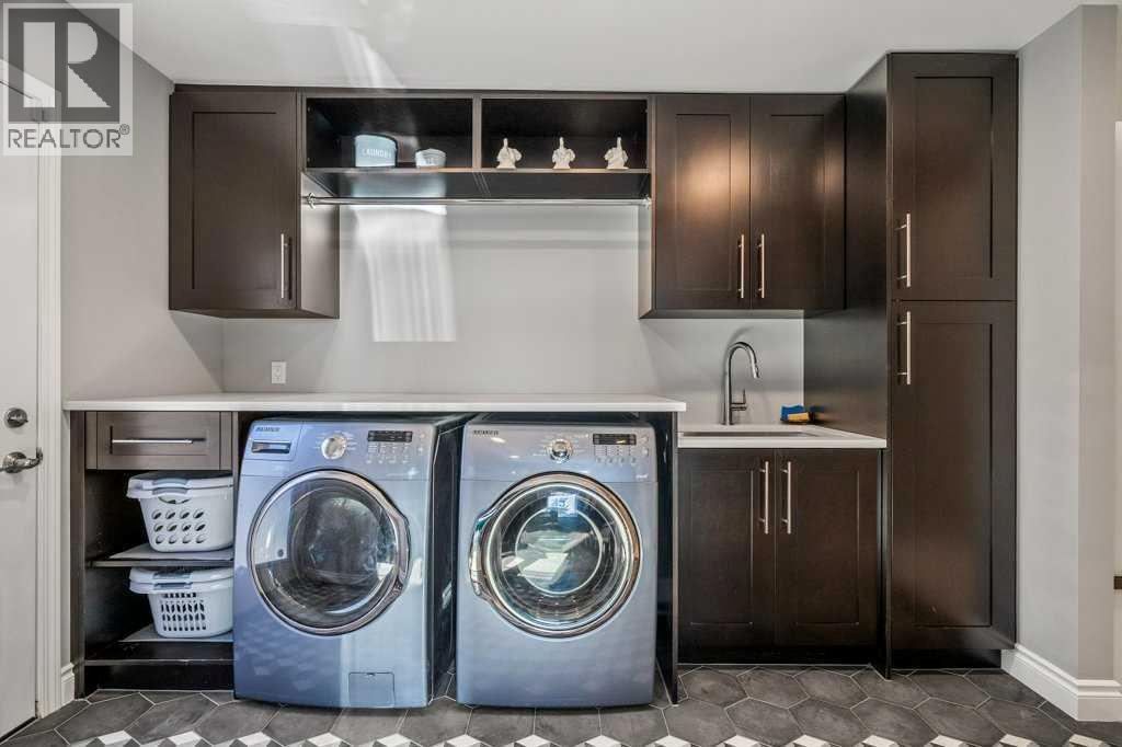 Single Family House for Sale in  Edenwold Drive NW Edgemont Calgary 