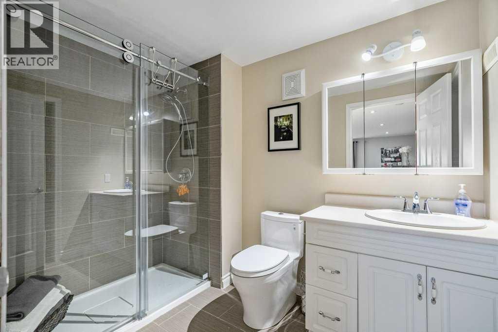 Single Family House for Sale in  Edenwold Drive NW Edgemont Calgary 