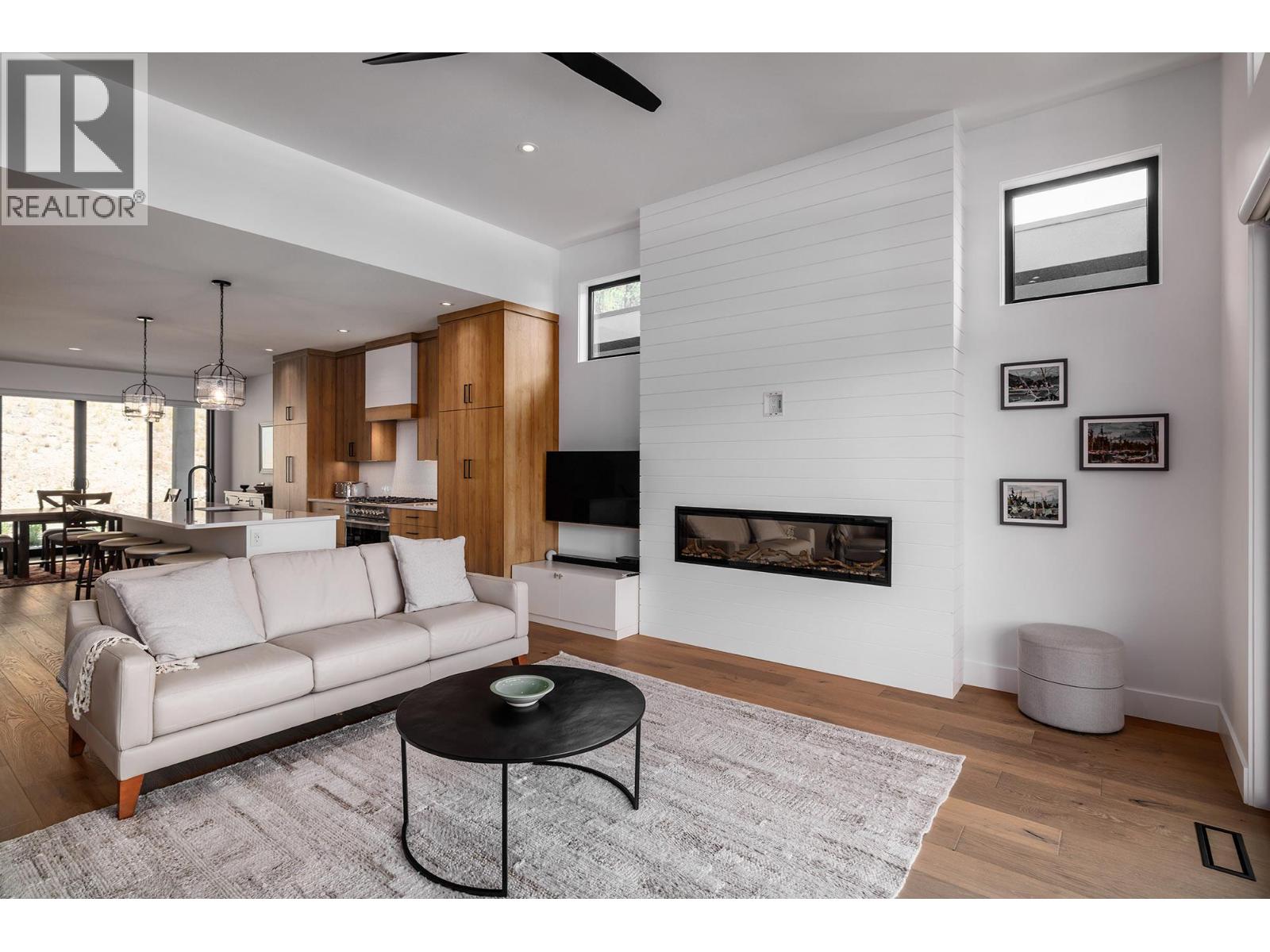 22 9201 Okanagan Centre Road West, Lake Country