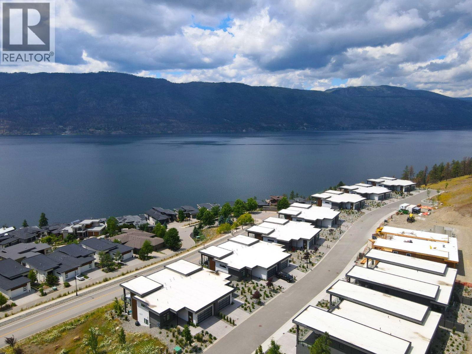 22 9201 Okanagan Centre Road West, Lake Country