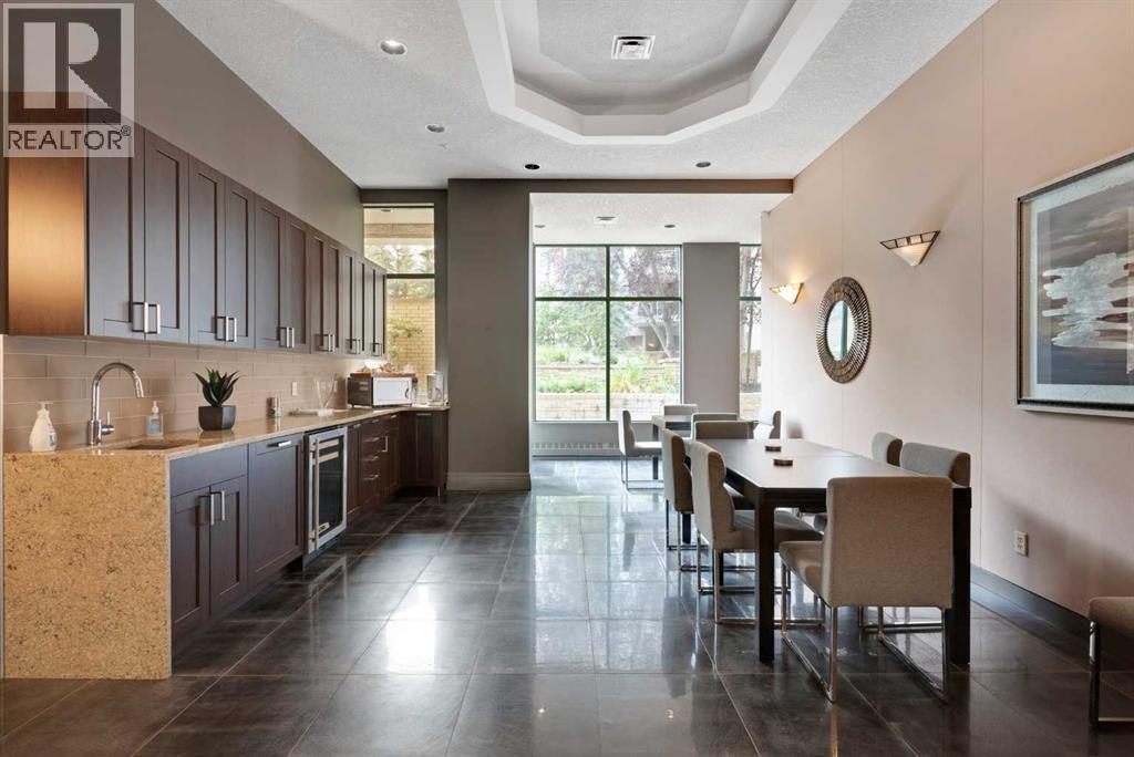 Single Family House for Sale in    Avenue SW Eau Claire Calgary 