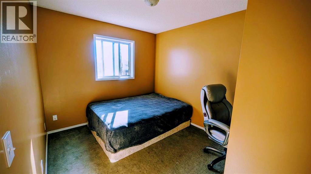 Single Family House for Sale in  Erin Circle SE Erin Woods Calgary 