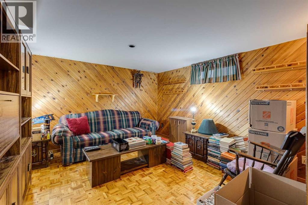 Single Family House Bungalow for Sale in   Avenue NW Mount Pleasant Calgary 