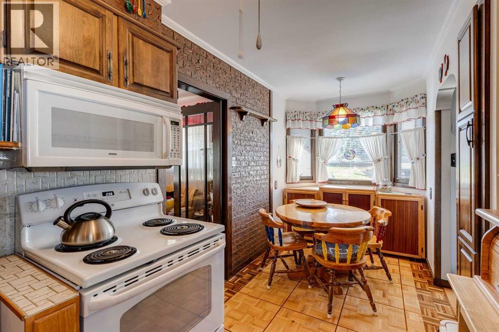 Single Family House Bungalow for Sale in   Avenue NW Mount Pleasant Calgary 