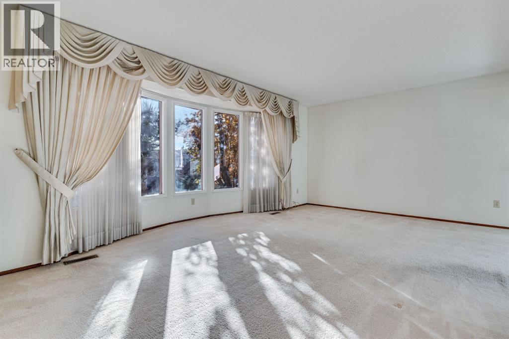 Single Family House Bungalow for Sale in   Avenue NE Rundle Calgary 