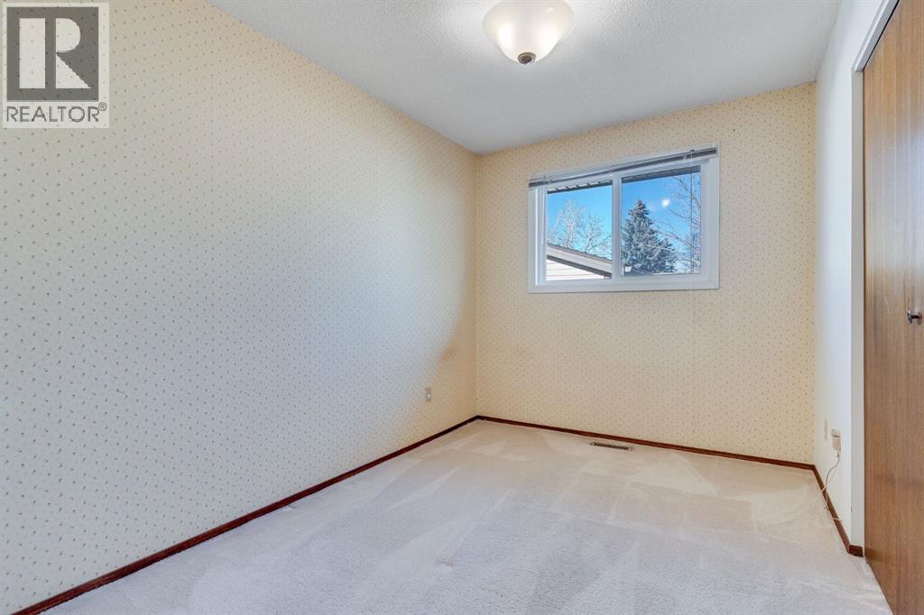 Single Family House Bungalow for Sale in   Avenue NE Rundle Calgary 