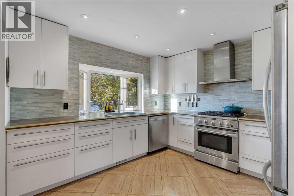 Single Family House Bungalow for Sale in  Child Avenue NE Renfrew Calgary 