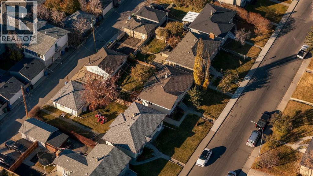 Single Family House Bungalow for Sale in  Child Avenue NE Renfrew Calgary 