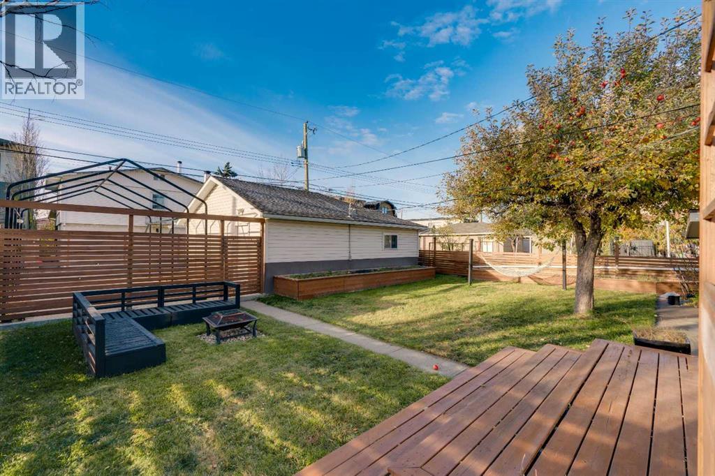 Single Family House Bungalow for Sale in  Child Avenue NE Renfrew Calgary 