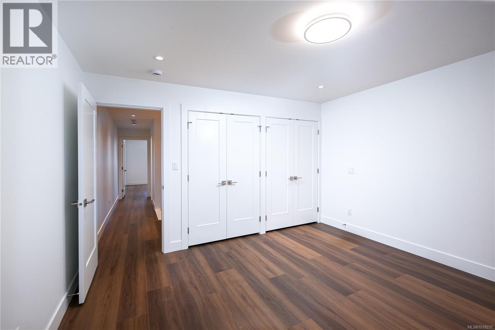 492 Hampstead St, Parksville