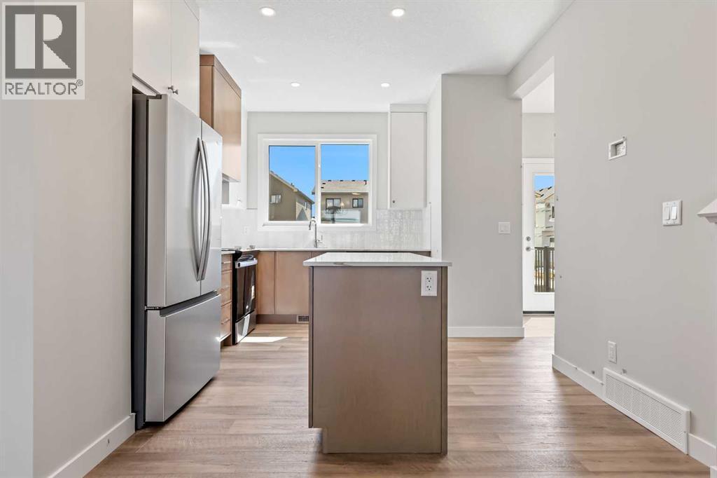 Single Family House for Sale in  Rangeview Avenue SE Rangeview Calgary 