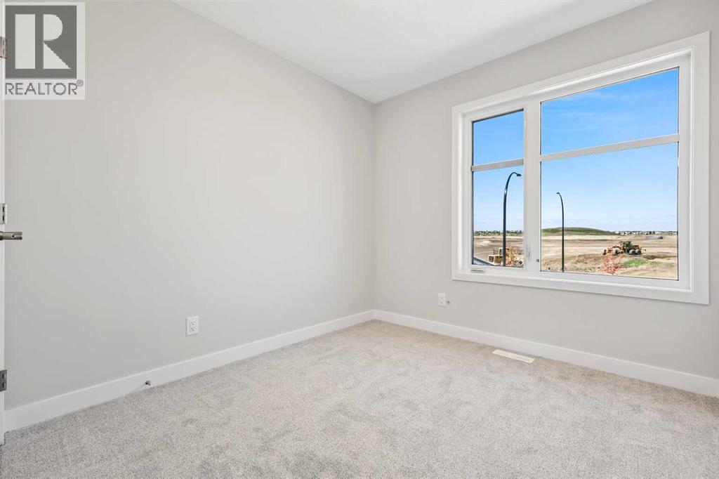 Single Family House for Sale in  Rangeview Avenue SE Rangeview Calgary 