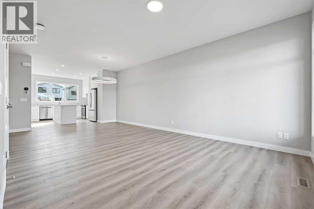 Single Family House for Sale in  Rangeview Avenue SE Rangeview Calgary 