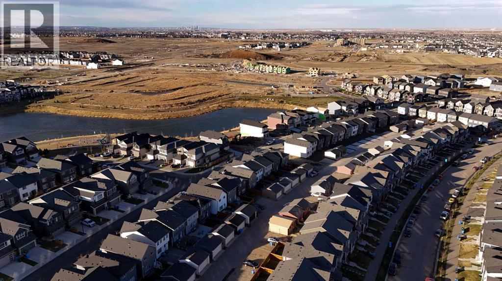 Single Family House for Sale in  Mallard Heath SE Rangeview Calgary 