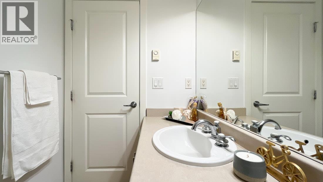 312 7000 21 AVENUE, Burnaby